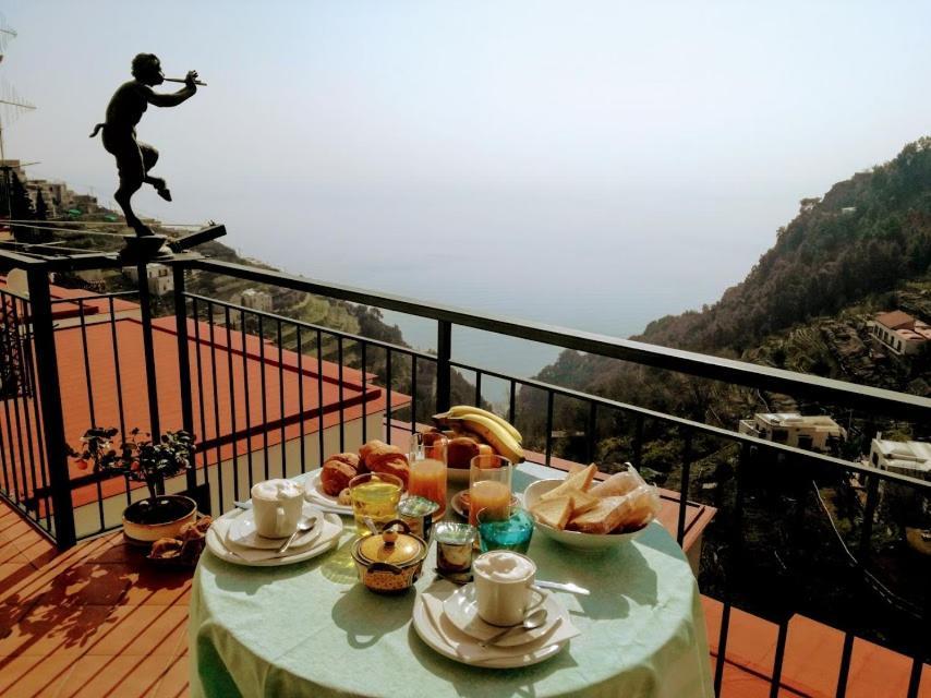 Bed and Breakfast Domus Gaia Amalfi Exteriér fotografie